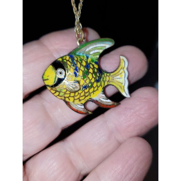 A Genuine Cloisonne Fish Pendant Necklace Tropical Costume Jewelry Gold Tone - Picture 10 of 11